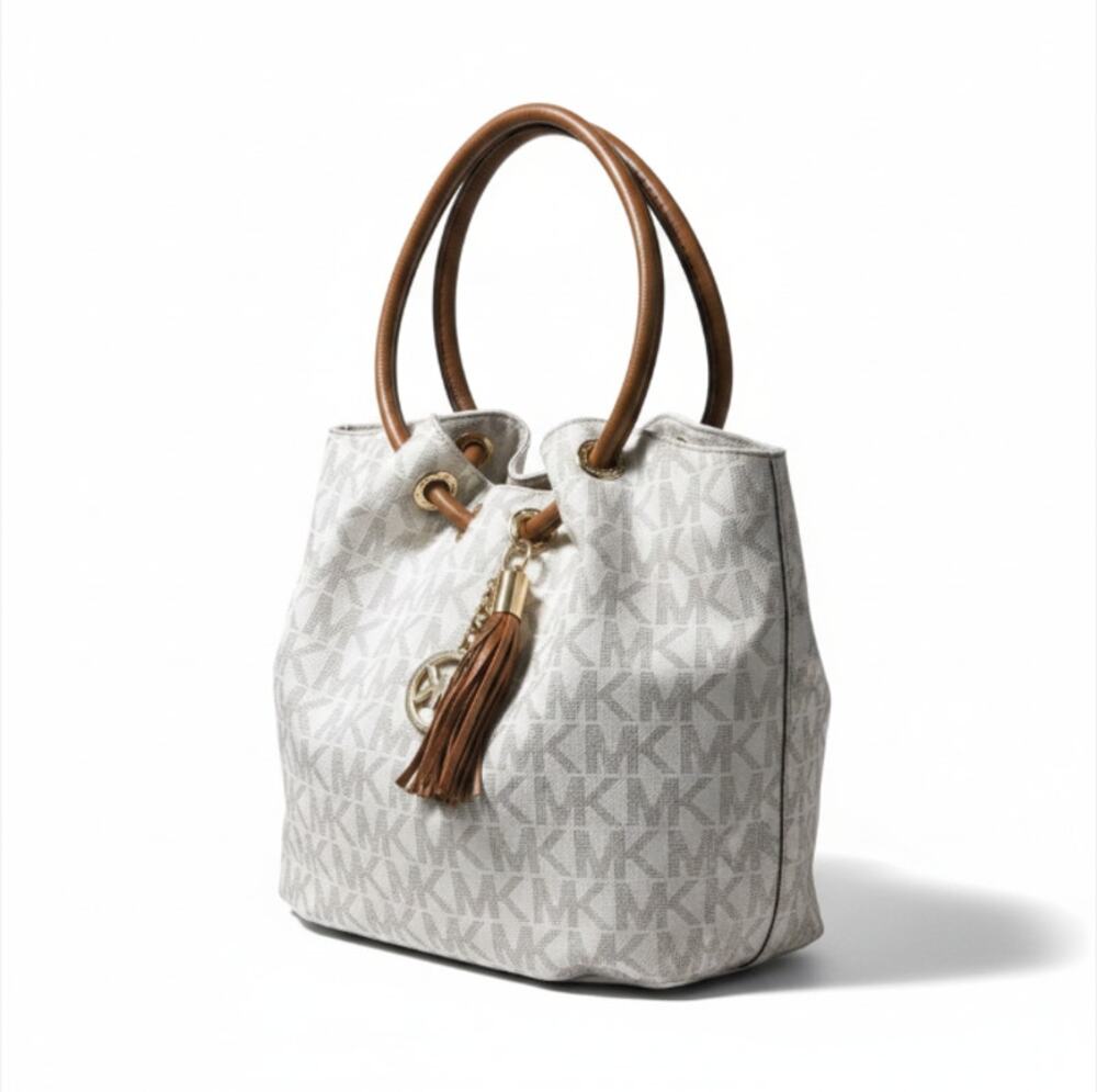 MICHAEL KORS Signature Monogram Ring Tote Bag Cream Office Chic Everyday Coastal